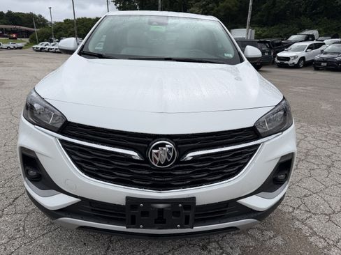 Used 2023 Buick Encore GX Preferred w/ Cold Weather Comfort Package FWD image 2