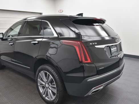 Certified 2025 Cadillac XT5 Premium Luxury image 5