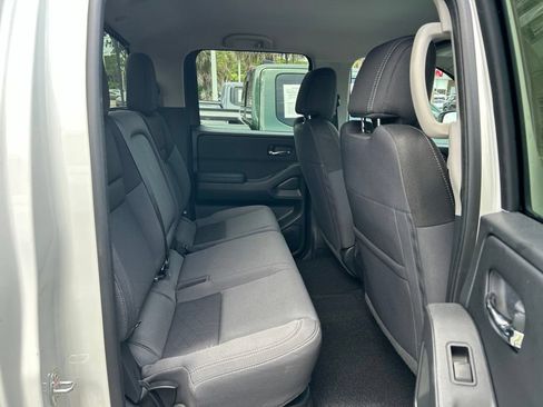 Certified 2025 Nissan Frontier SV w/ SV Convenience Package AWD/4WD image 44