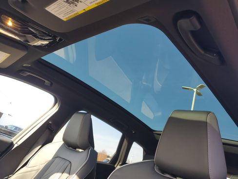 New 2026 BMW X3 xDrive30 w/ Premium Package image 9