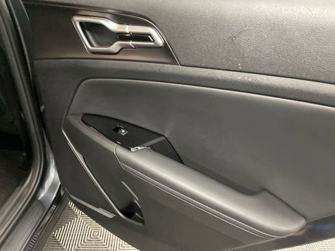 Certified 2023 Kia Sportage EX image 29