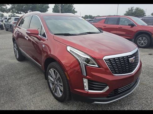 Used 2024 Cadillac XT5 Premium Luxury FWD image 6
