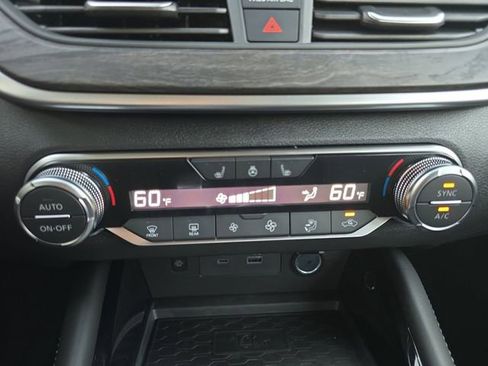 New 2025 Nissan Altima 2.5 SL image 4