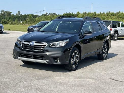 Used 2020 Subaru Outback Limited XT w/ Popular Package #2 AWD/4WD image 3