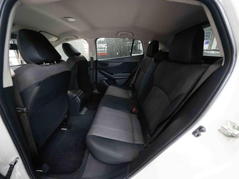 Used 2020 Subaru Crosstrek 2.0i AWD/4WD image 23