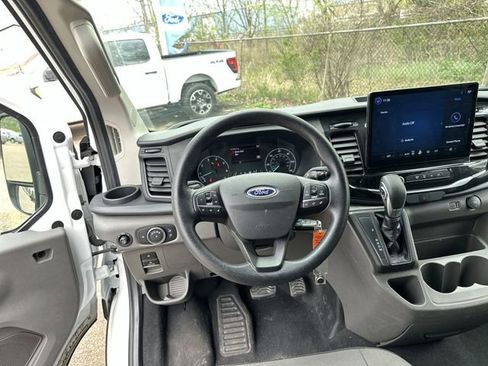 Used 2024 Ford Transit 350 XLT image 13
