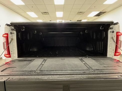 Used 2022 Ford F150 Raptor w/ Equipment Group 801A High AWD/4WD image 22