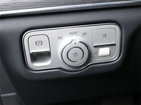 New 2026 Mercedes-Benz GLE 450 4MATIC image 19