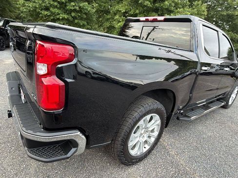Used 2024 Chevrolet Silverado 1500 LTZ w/ LTZ Premium Package AWD/4WD image 9