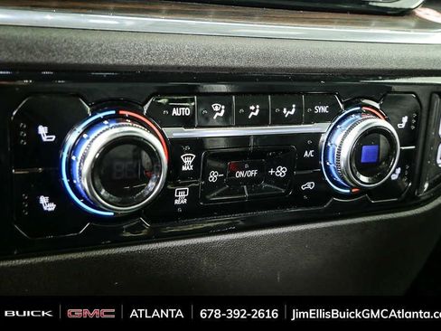 Used 2025 GMC Sierra 1500 SLT AWD/4WD image 16
