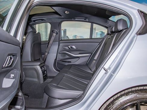 Certified 2023 BMW 330i xDrive Sedan w/ M Sport Package image 22