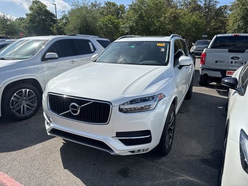 Used 2019 Volvo XC90 T5 Momentum w/ Multimedia Package image 1