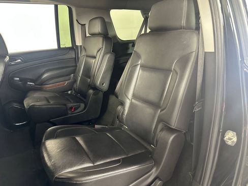 Used 2018 GMC Yukon XL SLT w/ HD Trailering Package AWD/4WD image 17