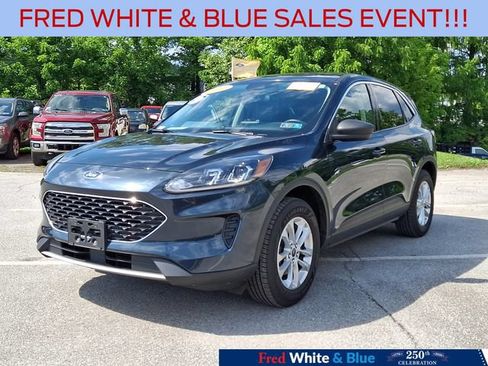 Certified 2022 Ford Escape SE w/ Convenience Package AWD/4WD image 4