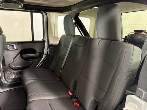 Used 2020 Jeep Wrangler Unlimited Sport S AWD/4WD image 19