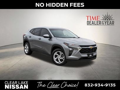 Used 2024 Chevrolet Trax LS w/ LS Convenience Package