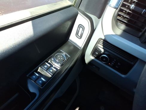 Used 2024 Ford F350 XL w/ XL Chrome Package image 19