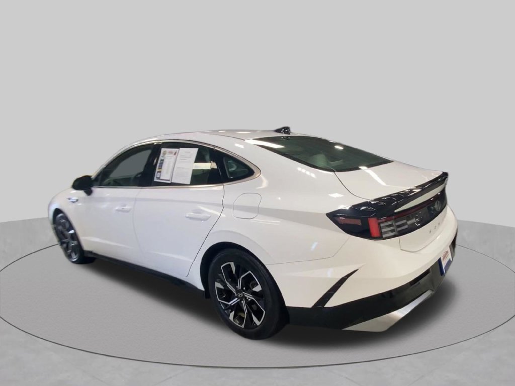 Used 2025 Hyundai Sonata SEL FWD image 9