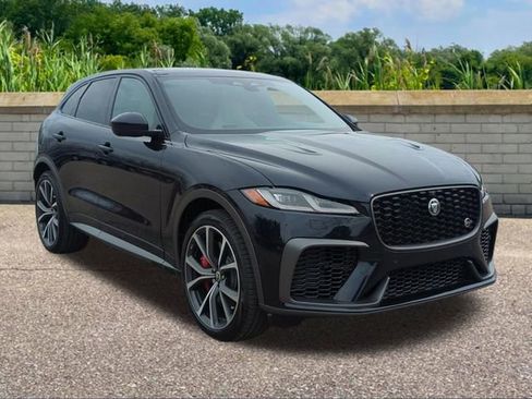 New 2026 Jaguar F-PACE SVR image 3