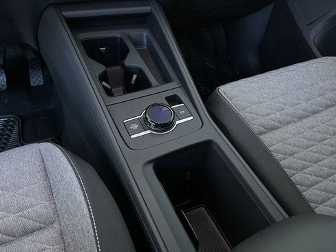 New 2026 Volkswagen Tiguan S image 17