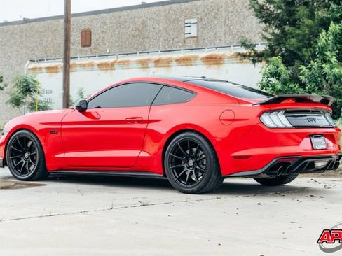 Used 2019 Ford Mustang GT w/ Black Accent Package RWD image 42