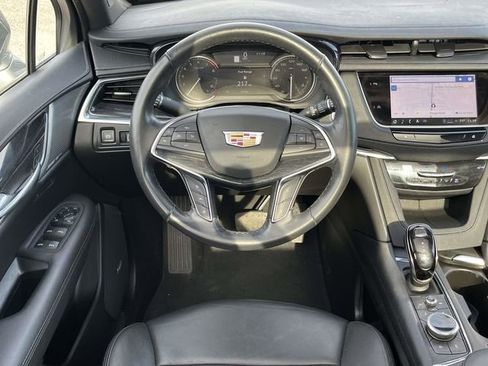 Used 2023 Cadillac XT5 Premium Luxury image 18