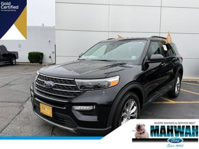 Certified 2023 Ford Explorer XLT w/ Equipment Group 202A