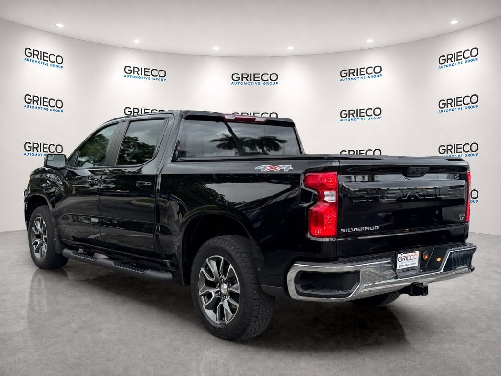 Used 2024 Chevrolet Silverado 1500 LT AWD/4WD image 5