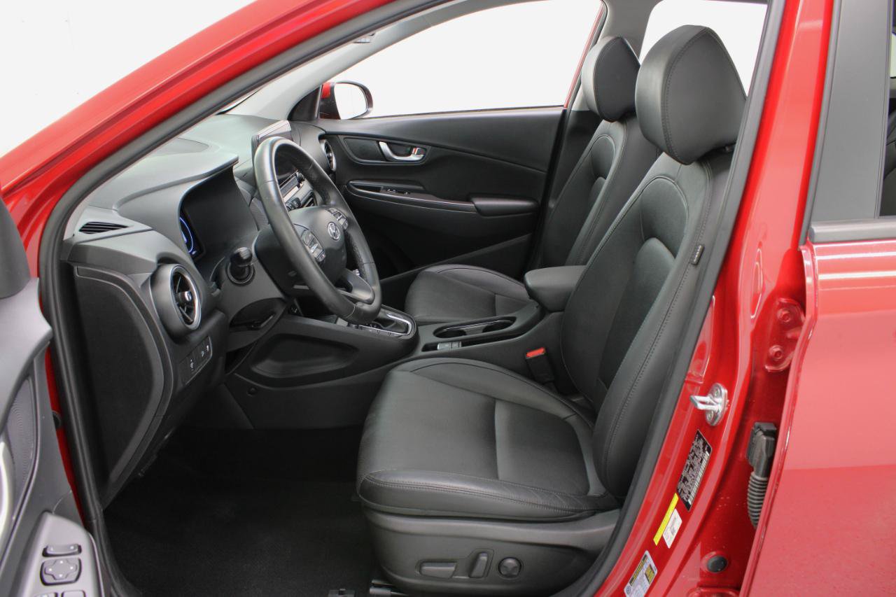 Used 2023 Hyundai Kona Limited AWD/4WD image 32
