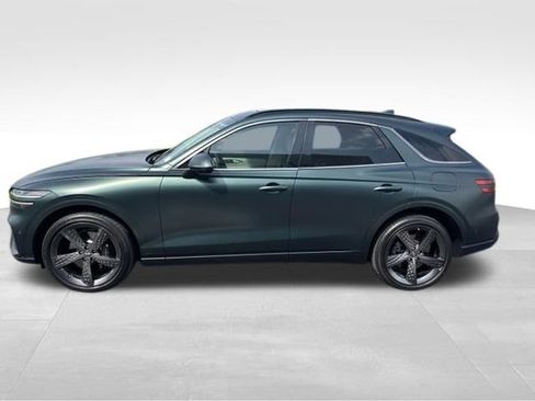 Used 2023 Genesis GV70 3.5T Sport w/ Sport Prestige Package AWD/4WD image 2