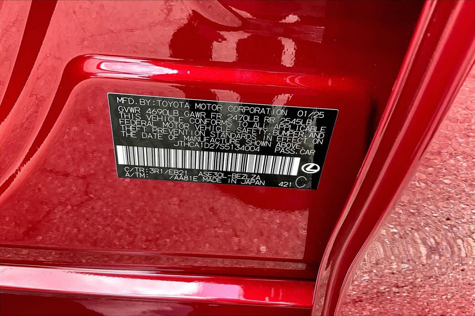Used 2025 Lexus IS 300 w/ Comfort Package RWD image 35