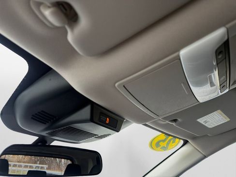 Certified 2025 Nissan Rogue S image 27