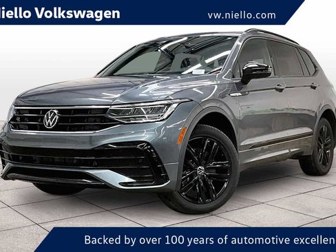 Used 2022 Volkswagen Tiguan SE R-Line image 1