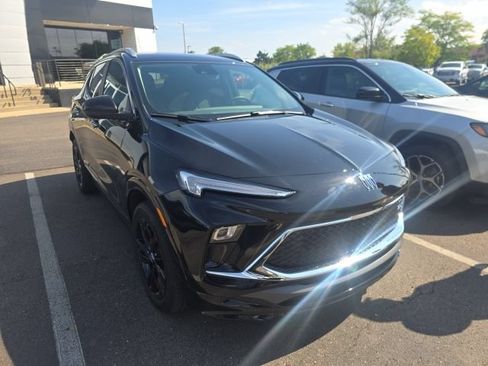 Used 2024 Buick Encore GX Sport Touring w/ Comfort Package FWD image 3