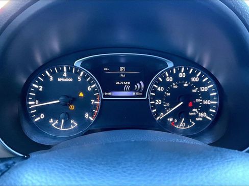 Used 2017 Nissan Altima 2.5 SR image 13