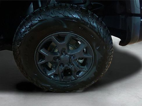 Used 2022 Jeep Wrangler Unlimited Sport image 22