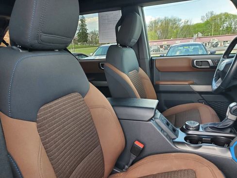 Used 2023 Ford Bronco Outer Banks image 19