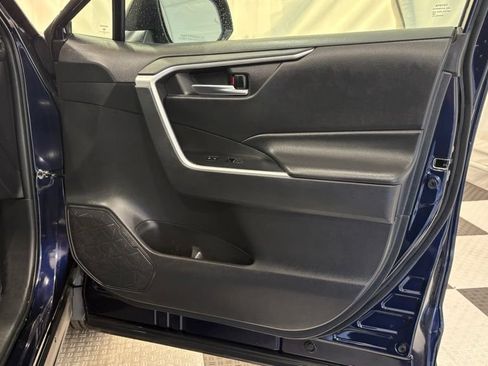 Used 2024 Toyota RAV4 XLE FWD image 22