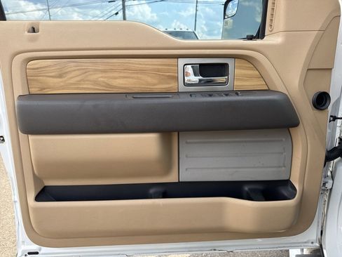 Used 2011 Ford F150 Lariat w/ Lariat Plus Pkg image 34