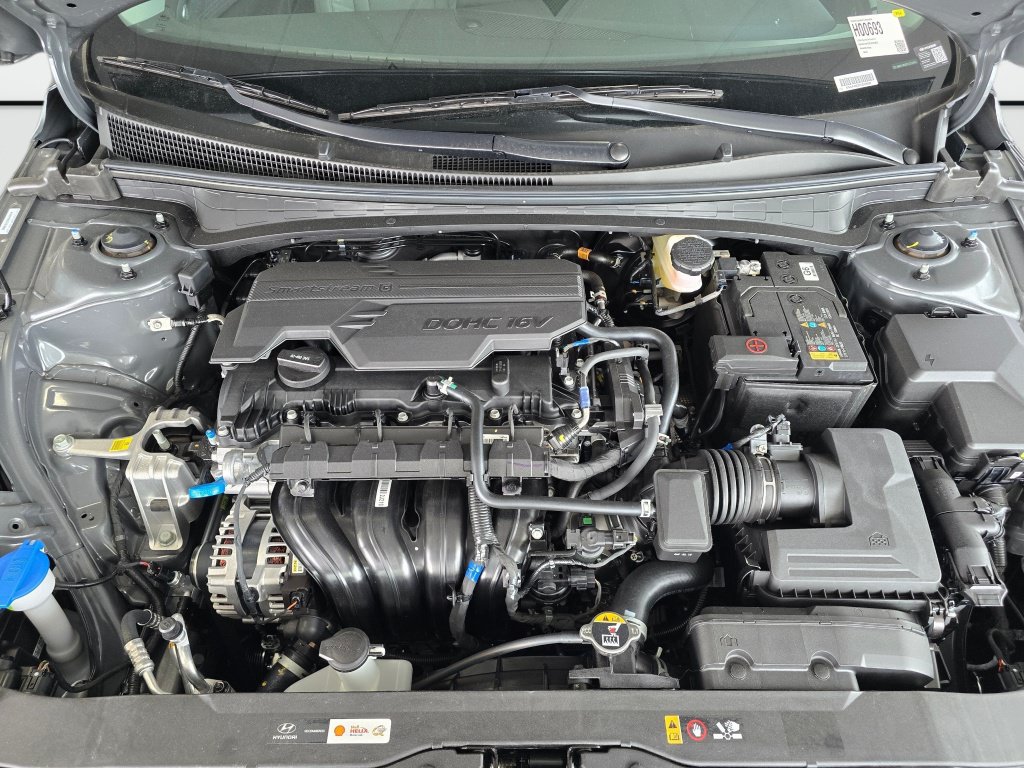 New 2026 Hyundai Elantra Limited FWD image 12