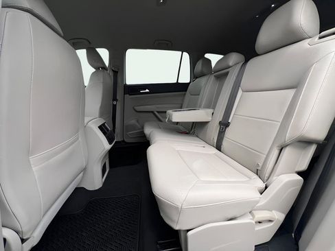 Used 2021 Volkswagen Atlas SE FWD image 23