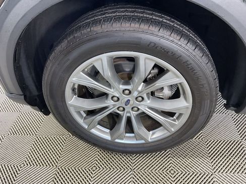 Used 2022 Ford Explorer Limited image 5