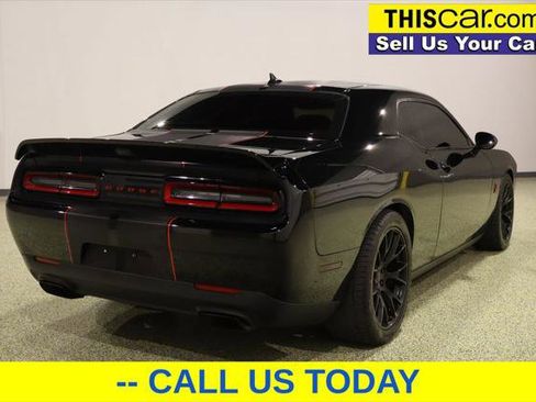 Used 2016 Dodge Challenger SRT Hellcat image 7