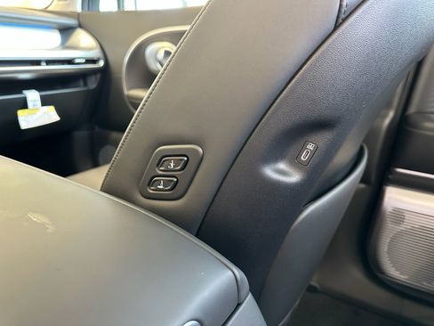 New 2026 Hyundai Ioniq 9 Limited AWD/4WD image 31