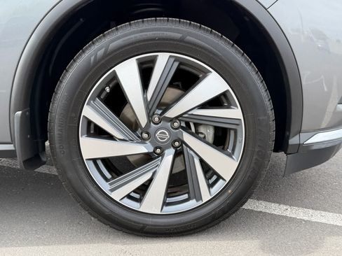 Certified 2016 Nissan Murano Platinum w/ Platinum Technology Package FWD image 10
