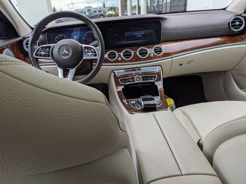 Used 2019 Mercedes-Benz E 300 image 17