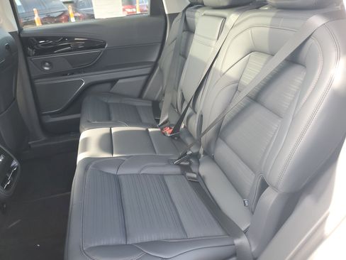 New 2026 Lincoln Nautilus Reserve image 30