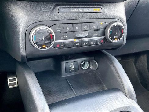 Certified 2024 Ford Escape ST-Line w/ Cold Weather Package image 24