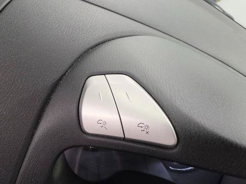 Used 2017 Nissan Pathfinder SV AWD/4WD image 20