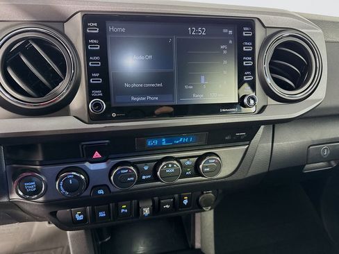 Used 2023 Toyota Tacoma TRD Sport w/ Advanced Technology Package image 19